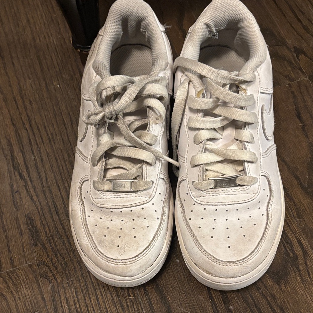 Nike Big Kids' Classic Air Force One Sneakers